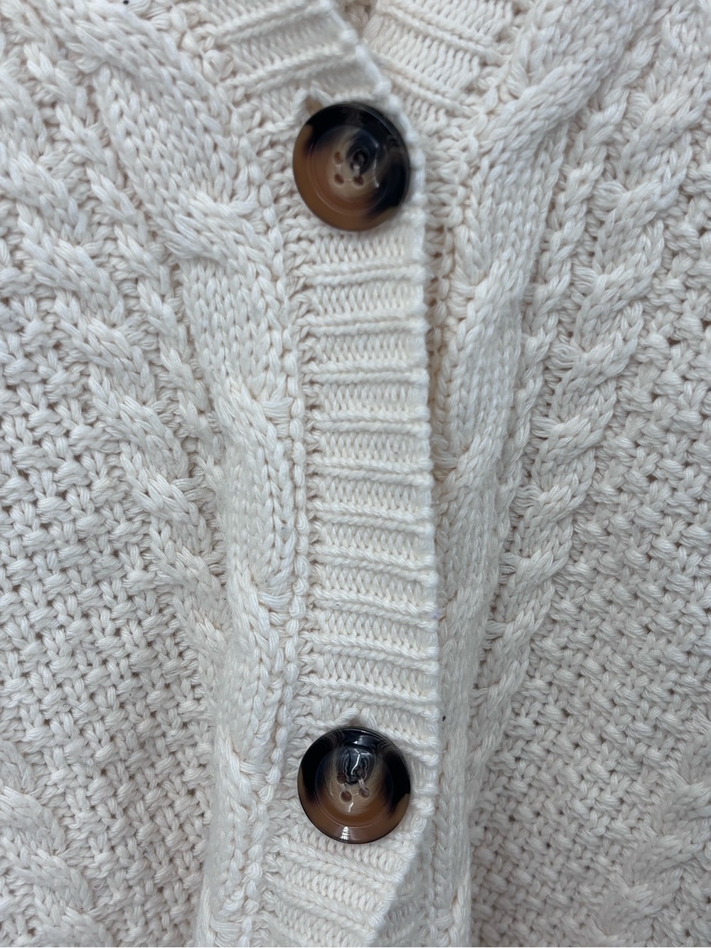 Taylor Swift Cream Cable Knit Button-Front Red star cardigan Med/ Large sweater - Picture 9 of 9